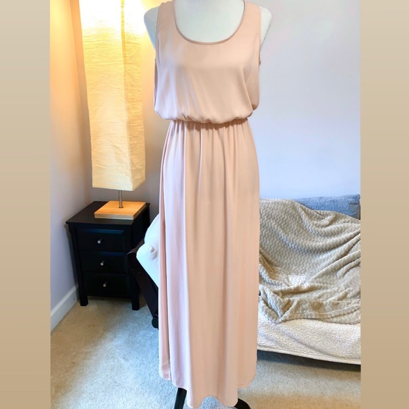 H&M Dresses & Skirts - H&M Blush Pink Sleeveless Maxi Dress With Slits
